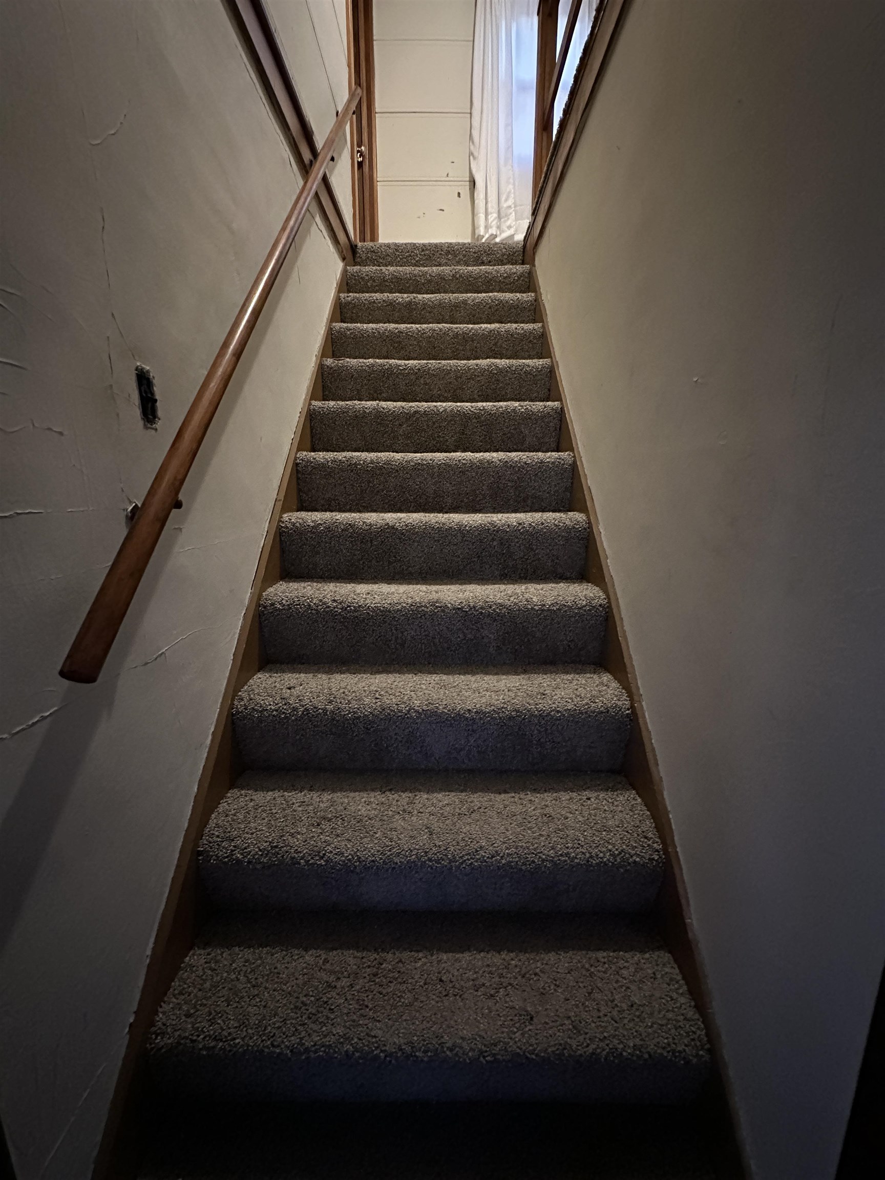 2750 North Henderson Road Freeport, IL 61032 - Photo 17 of 19 a view of entryway