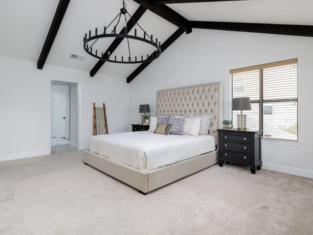 $3,000 | 9305 Rolling Oaks Trail, Austin, TX 78750