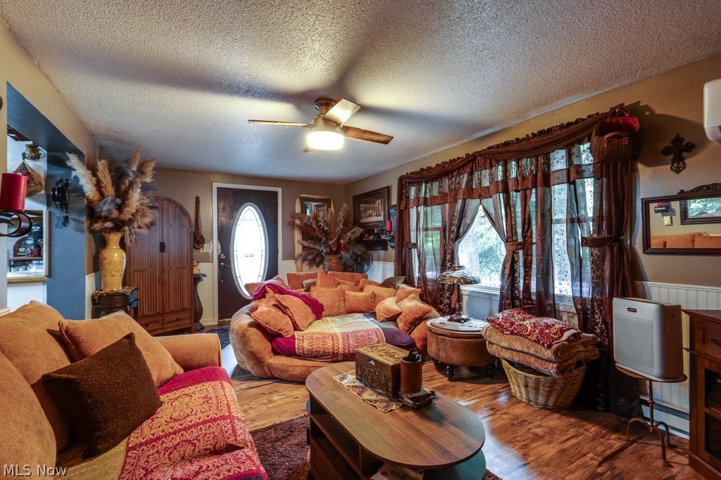 888 Mill Road Ravenna, OH 44266 - Photo 5 of 35