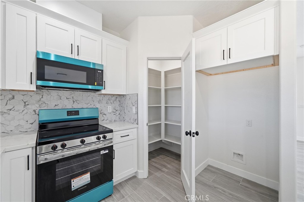 12658 Standing Bear Road Apple Valley, CA 92308 - Photo 17 of 39
