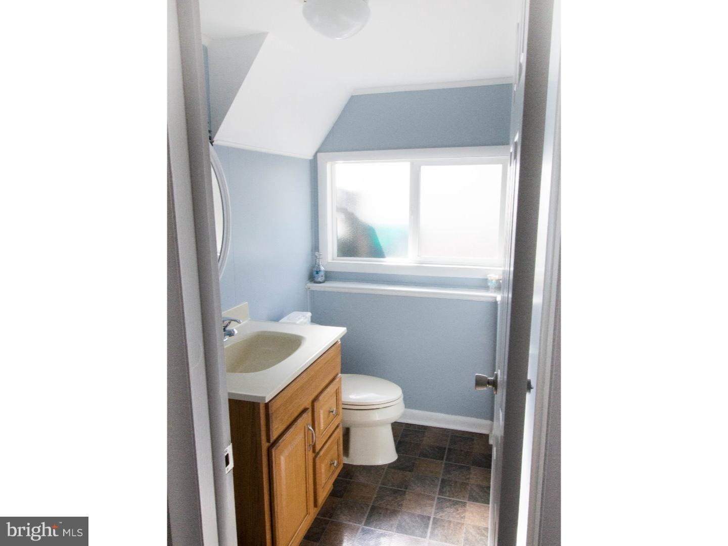 8 Beaumont Road Hamilton, NJ 08620 - Photo 12 of 15