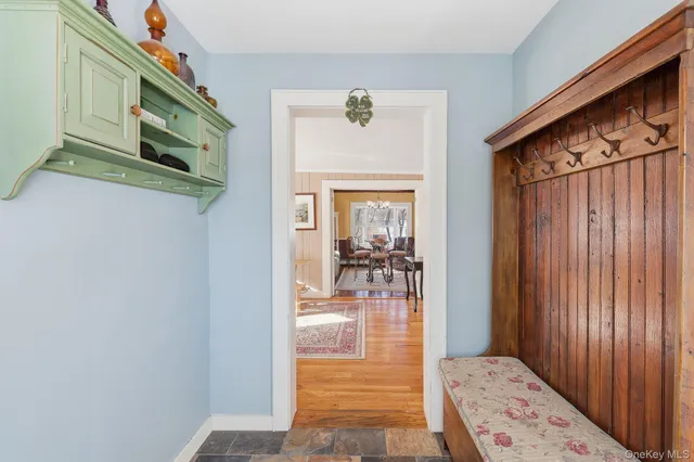 a view of an entryway