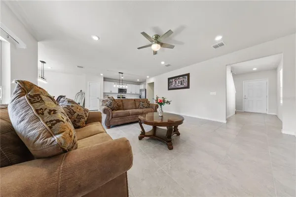 $3,200 | 1667 Delightful Drive, Davenport, FL 33896