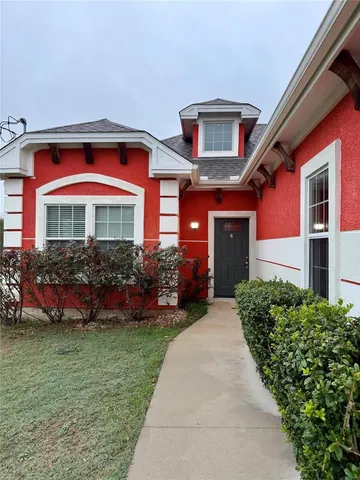 $1,550 | 398 Mesa Drive, Unit C, Del Valle, TX 78617