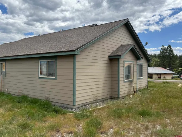 a view of backyard of house