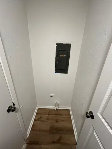 a bathroom with a tub