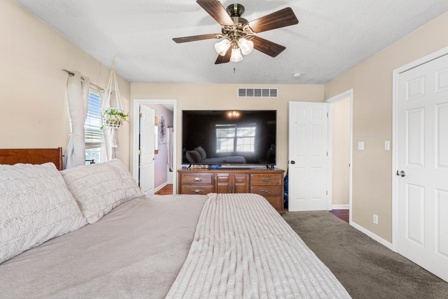 309 South High Street Fairmount, IL 61841 - Photo 19 of 27