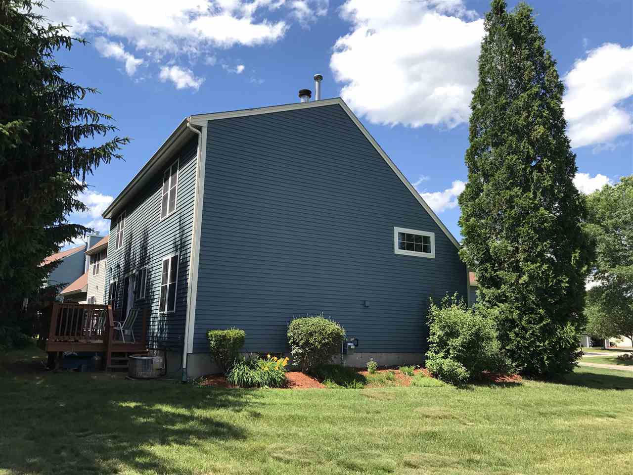 11 Thresher Road Nashua, NH 03063 - Photo 5 of 25 Gallery Image 5