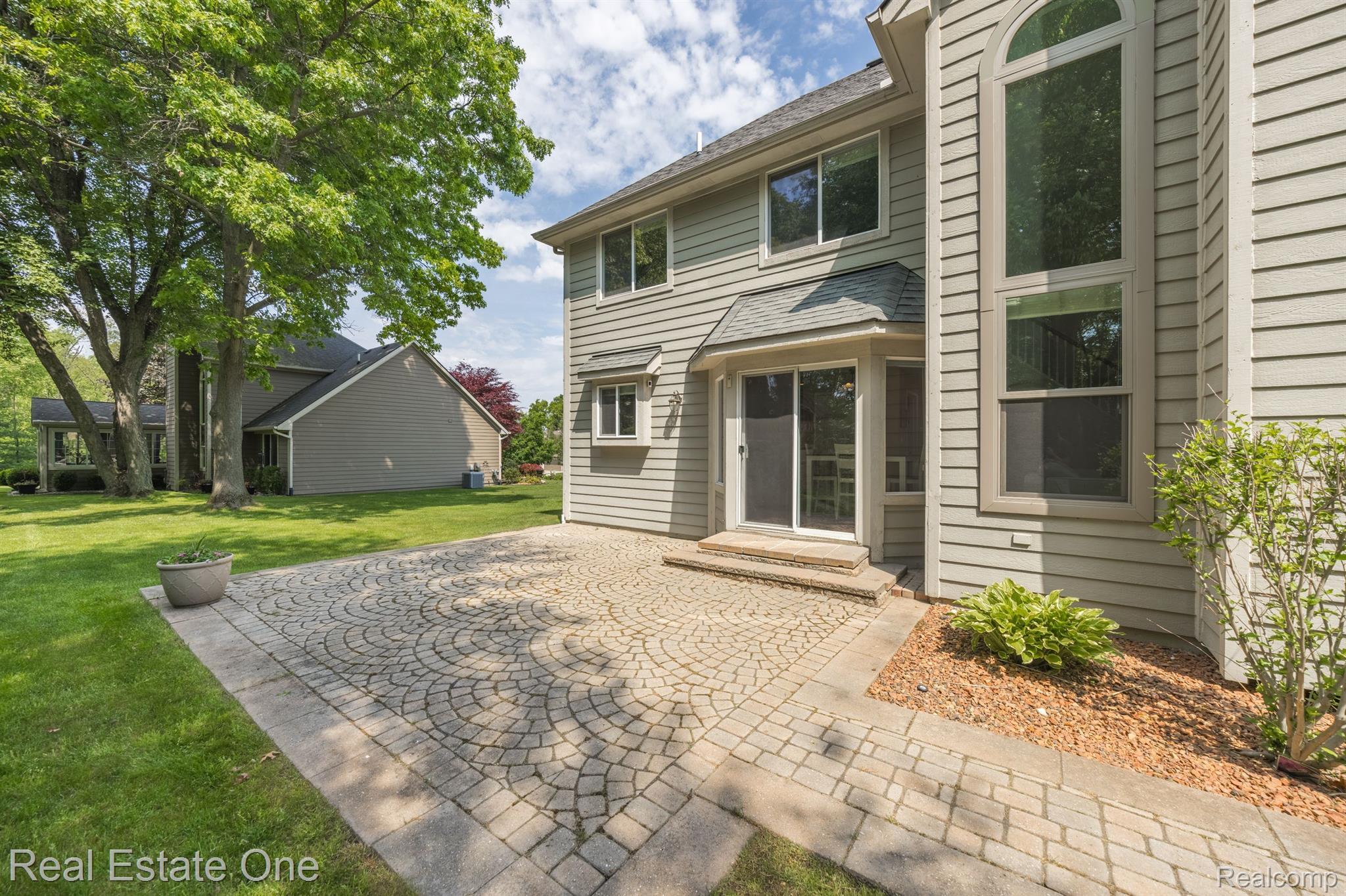 2080 Rob Ridge Drive Walled Lake, MI 48390 - Photo 28 of 34 Gallery Image 28