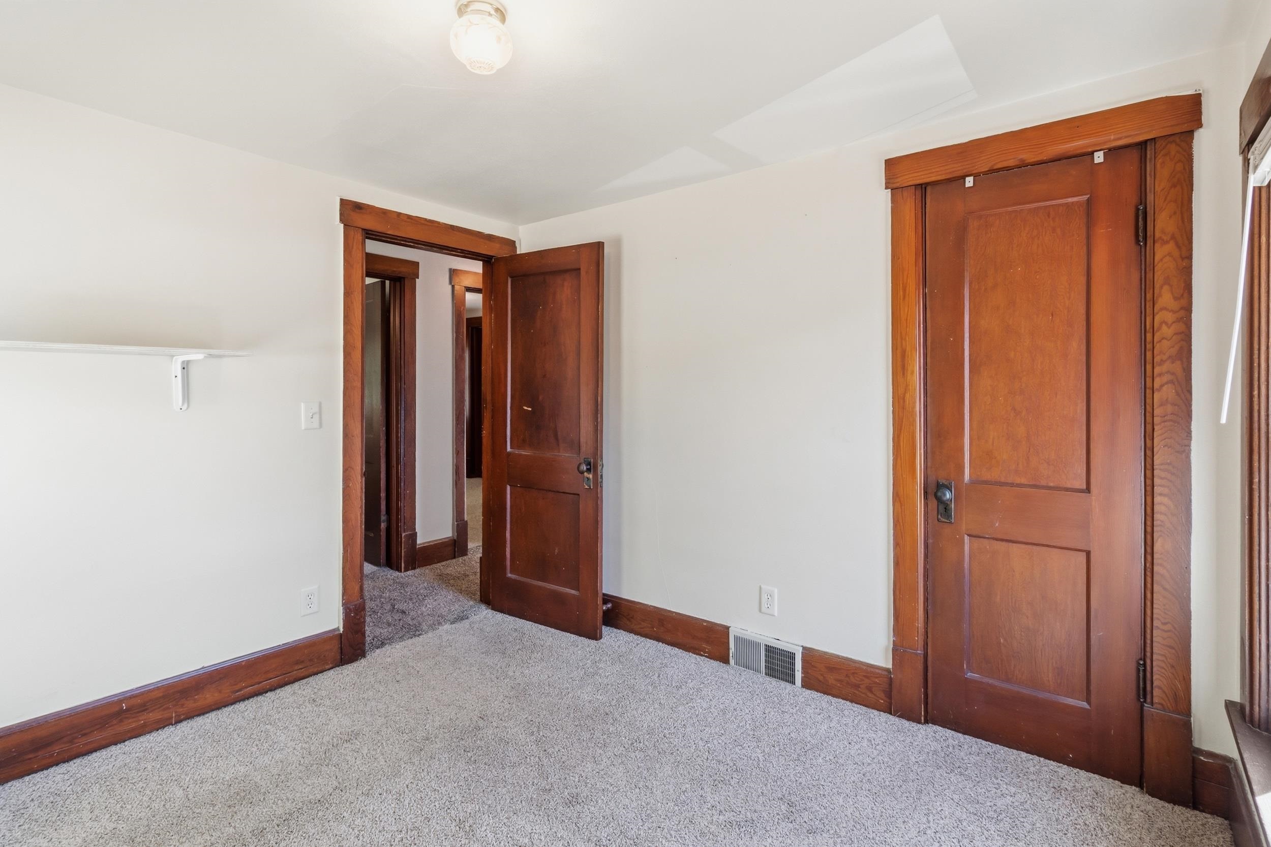 700 South Center Street Beaver Dam, WI 53916 - Photo 11 of 28