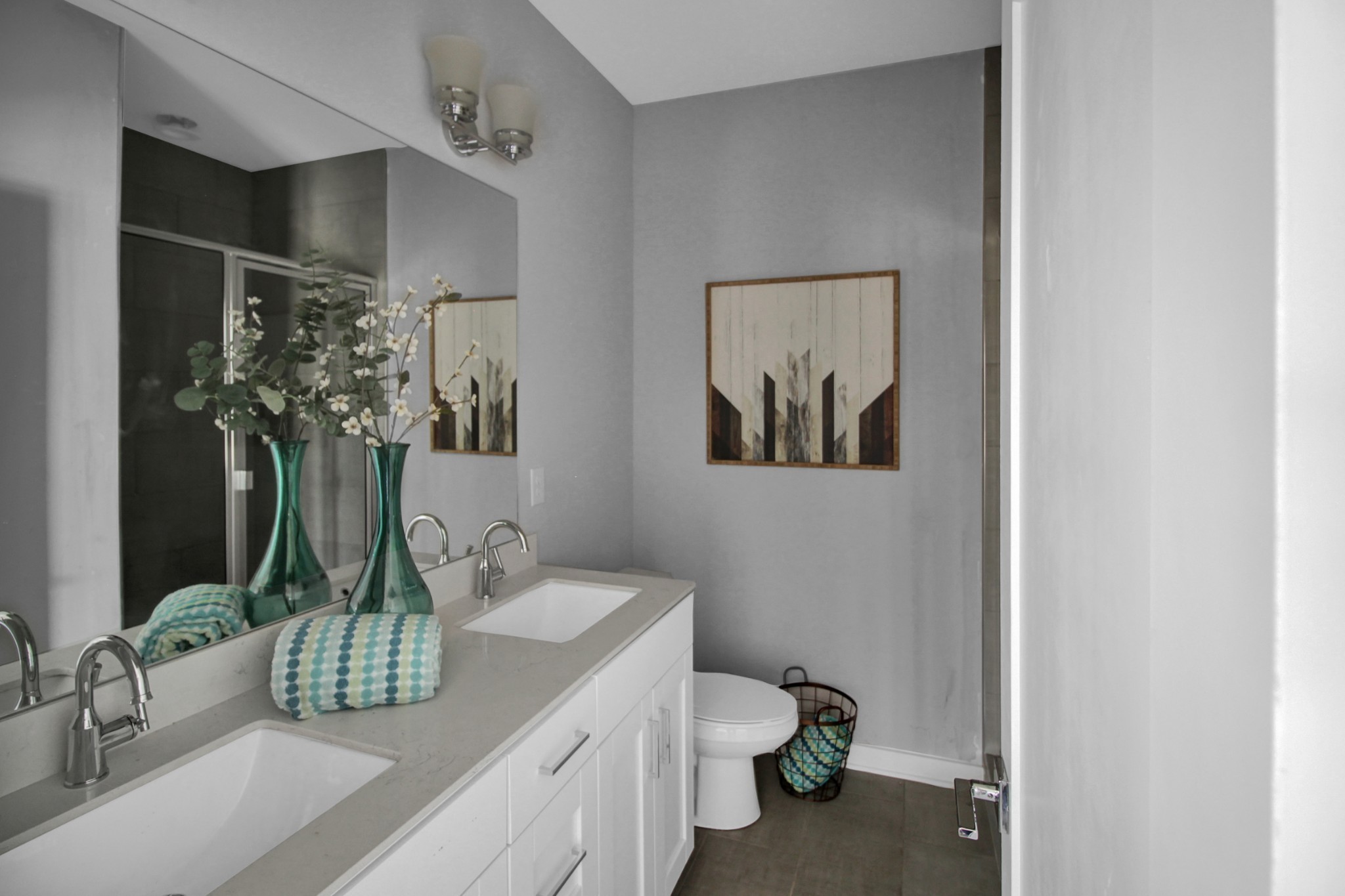 200 Jeffries Way Lebanon, TN 37087 - Photo 12 of 30 a bathroom with a sink a toilet and mirror
