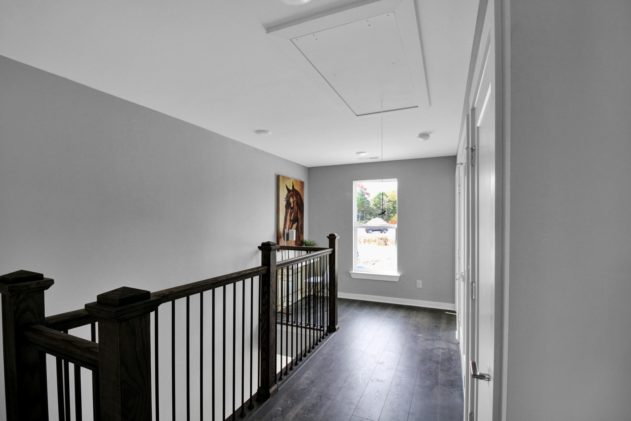 200 Jeffries Way Lebanon, TN 37087 - Photo 19 of 30 a view of a hallway with windows