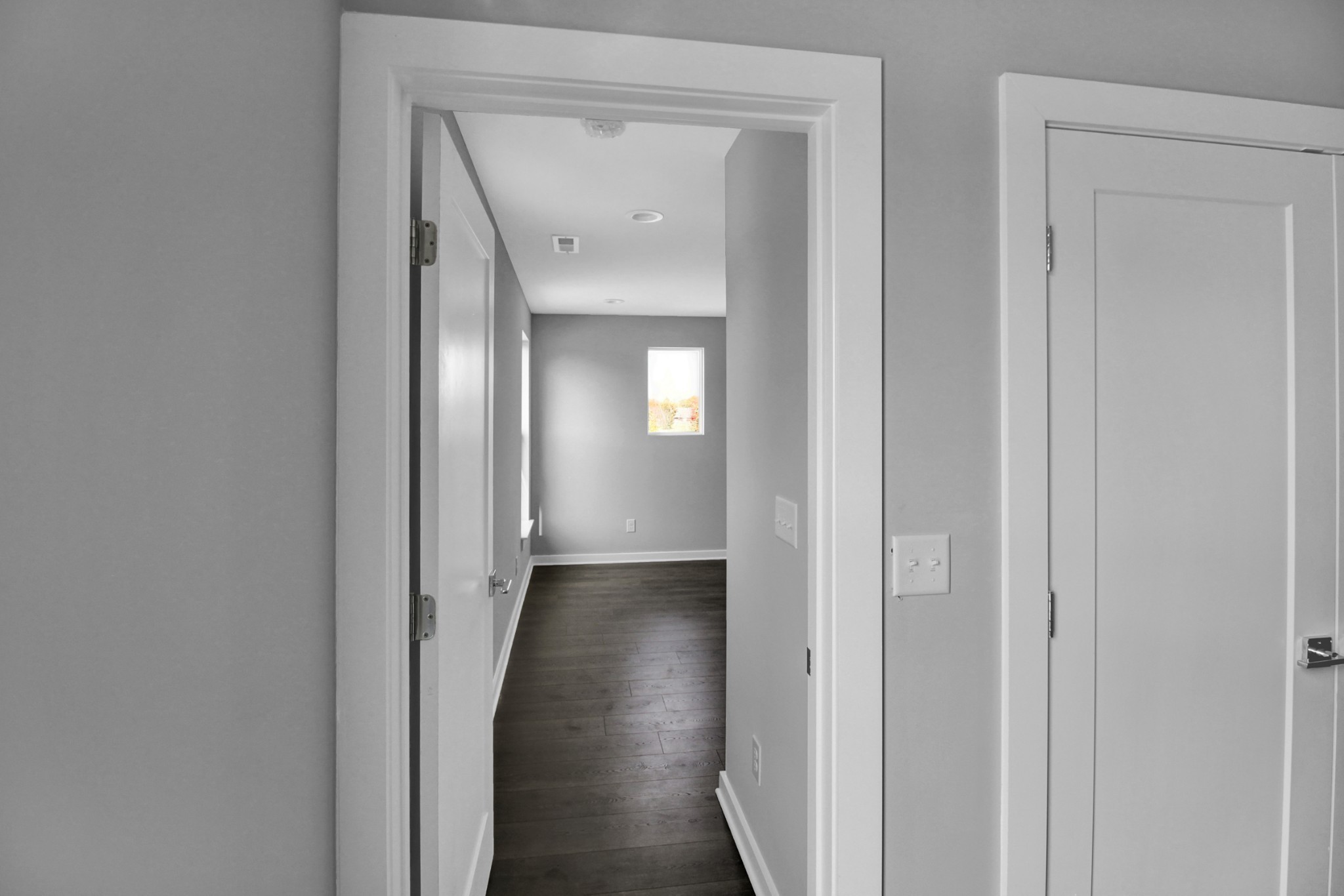 200 Jeffries Way Lebanon, TN 37087 - Photo 21 of 30 a view of a hallway with wooden floor
