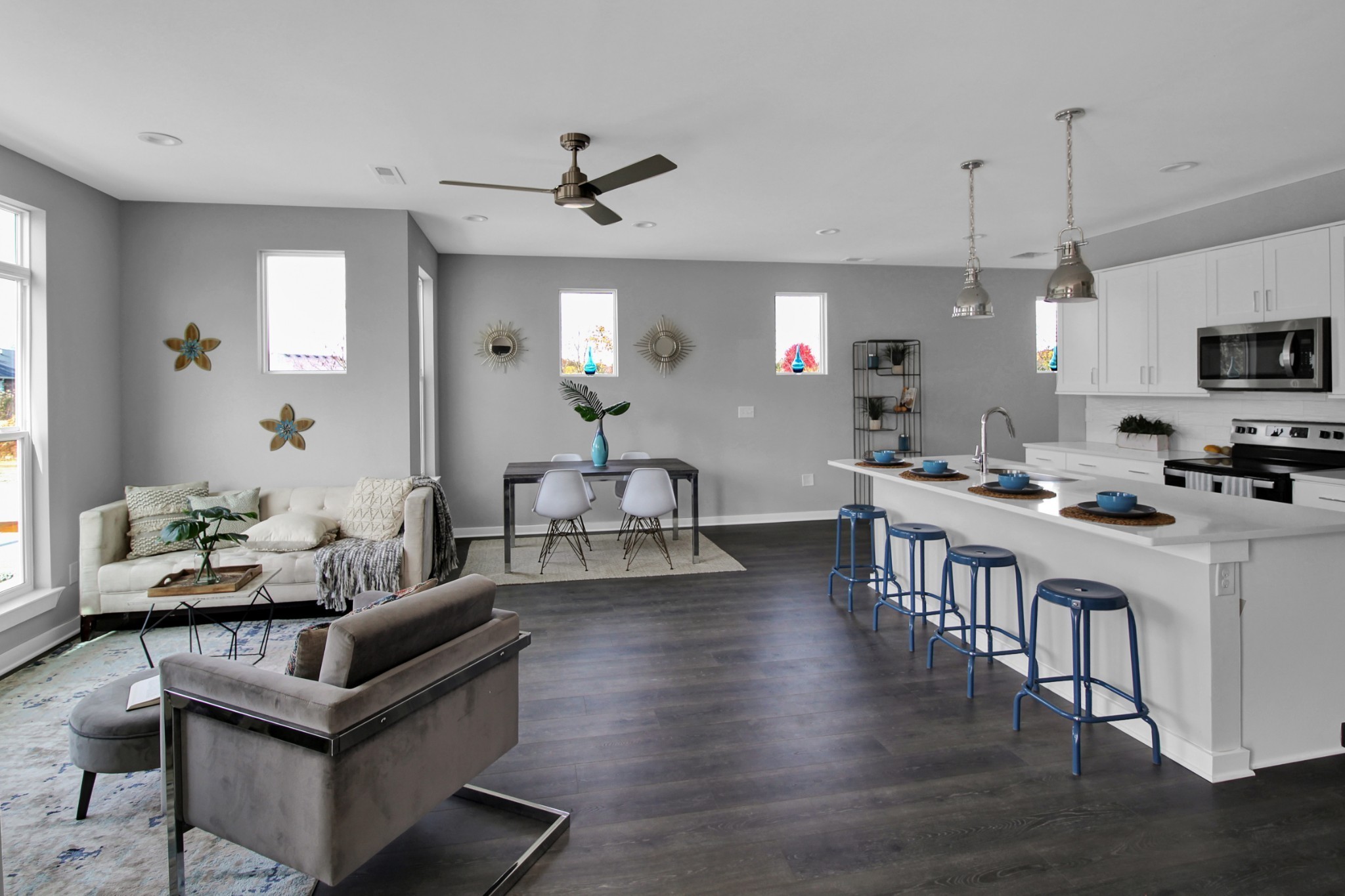 200 Jeffries Way Lebanon, TN 37087 - Photo 4 of 30 a living room with furniture a flat screen tv and a window