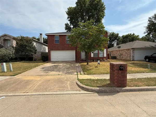 $294,995 | 1212 Rambling Brook Trail, Denton, TX 76210