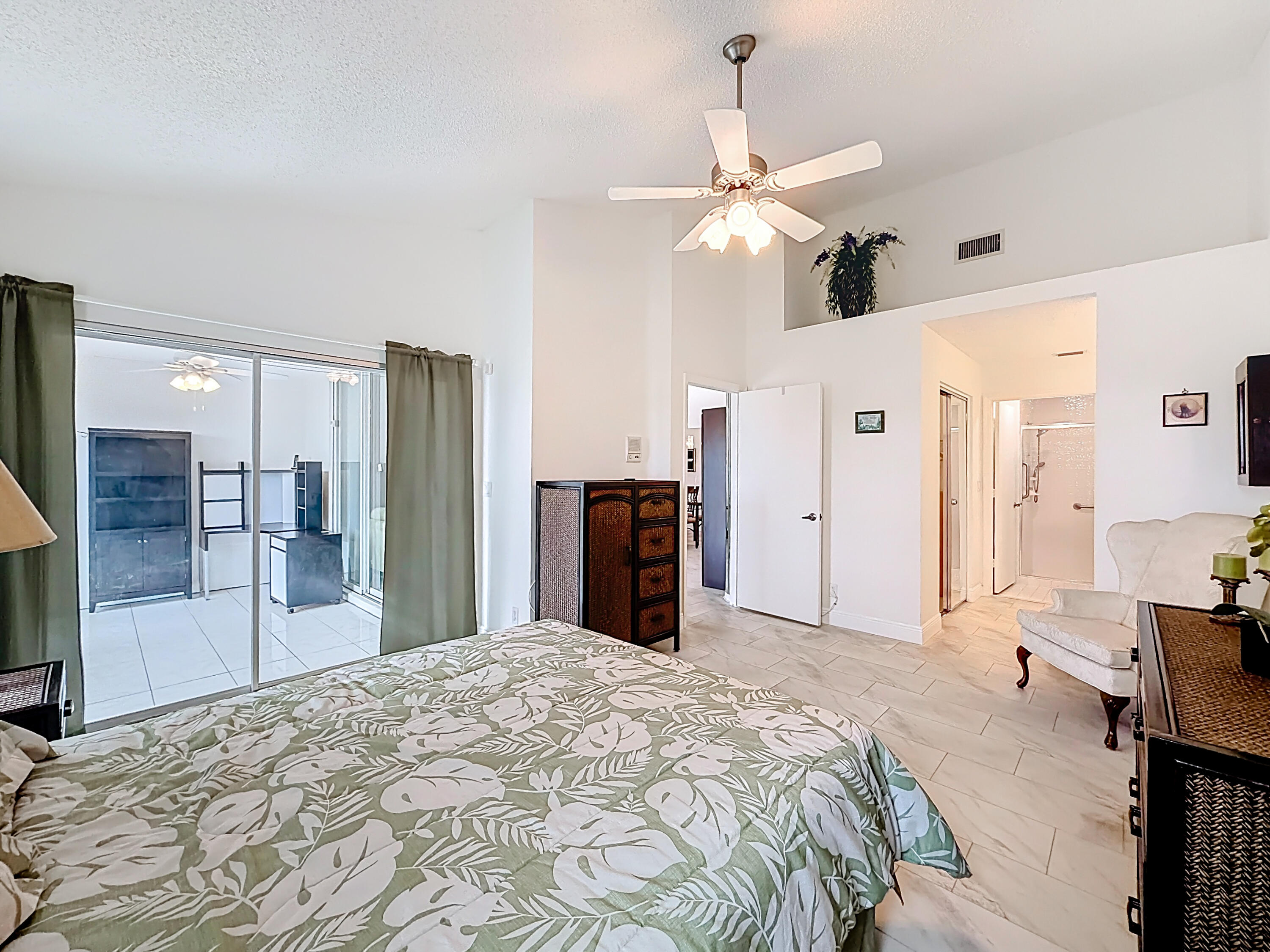 10954 Lakemore Lane Boca Raton, FL 33498 - Photo 29 of 61 10954 Lakemore Lane-44