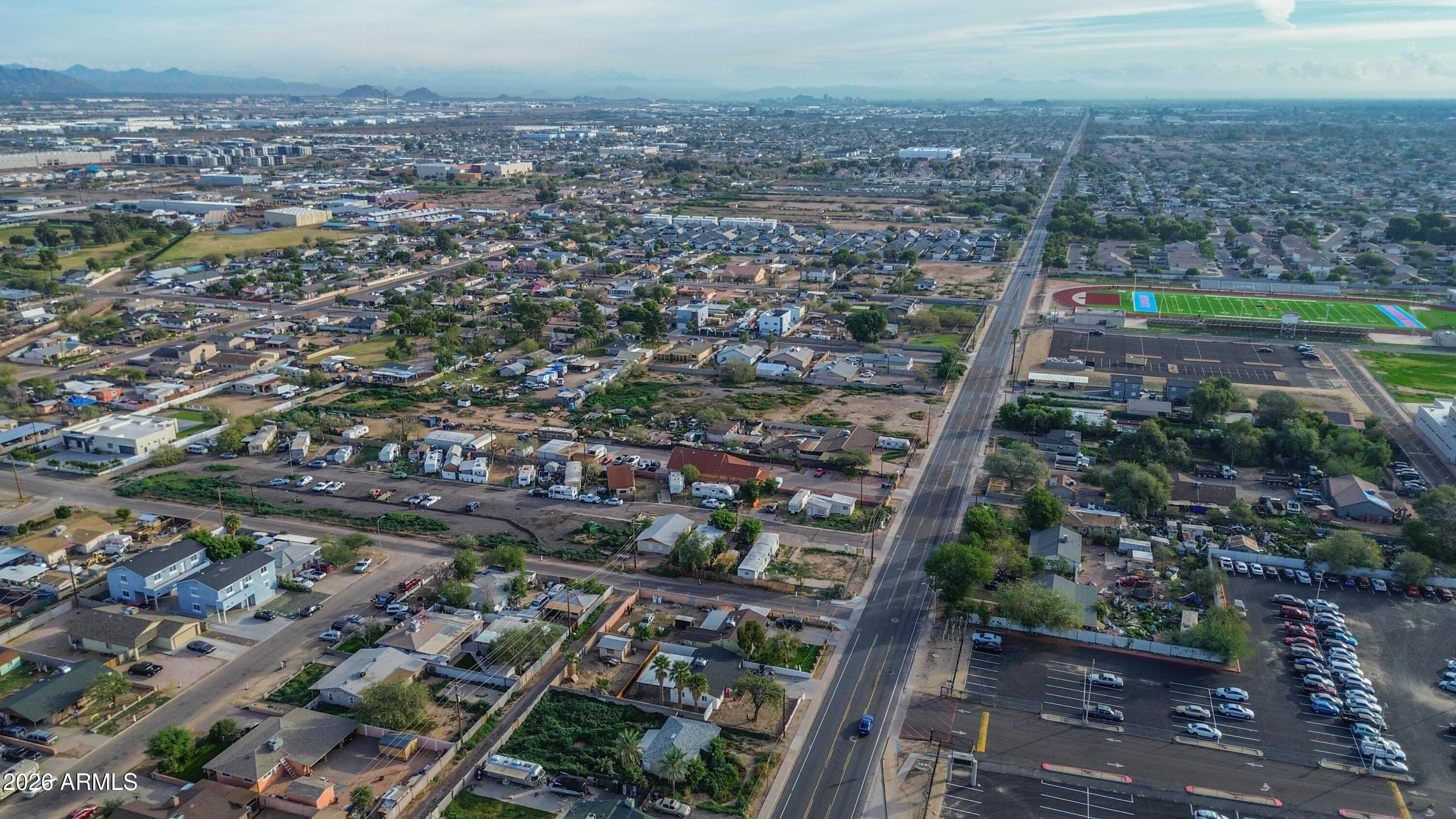 832 East Roeser Road Phoenix, AZ 85040 - Photo 23 of 47 DJI_0434