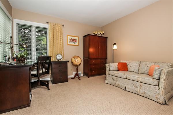 100 Arlington Road Longmeadow, MA 01106 - Photo 20 of 25 Gallery Image 20