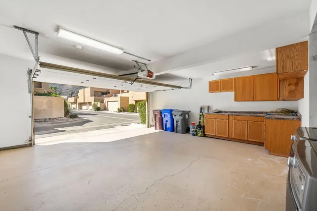 $3,200 | 73416 Irontree Drive, Palm Desert, CA 92260