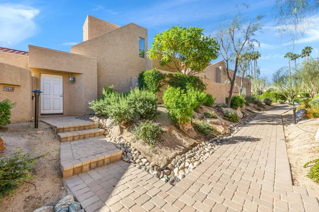 $3,200 | 73416 Irontree Drive, Palm Desert, CA 92260