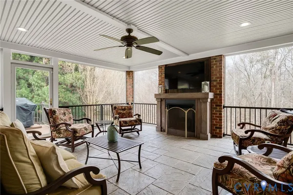 $1,750,000 | 9816 Brooks Hall Place, Henrico, VA 23238