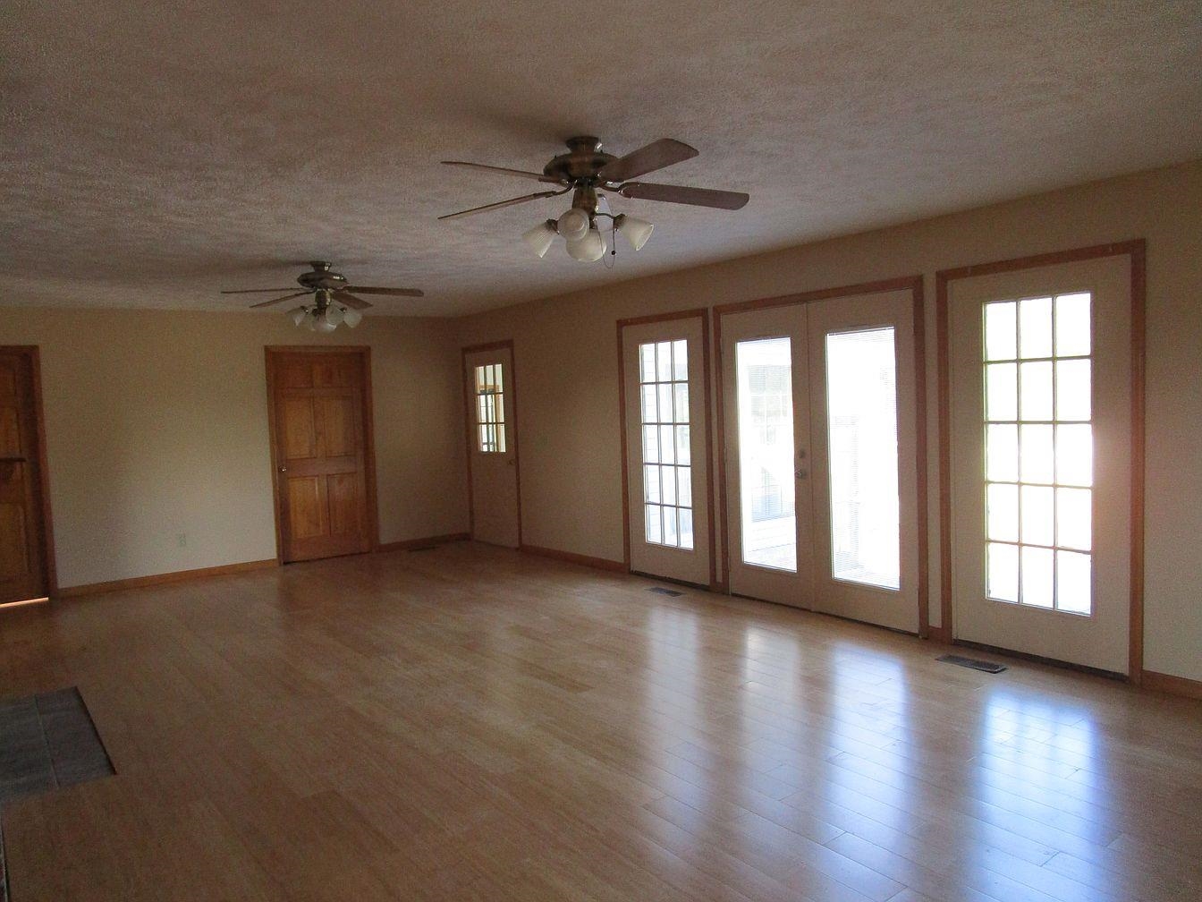 5201 Purdy Road Selmer, TN 38375 - Photo 12 of 28 Gallery Image 12