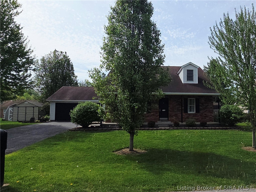 413 Johnson Court Madison, IN 47250 - Photo 2 of 26