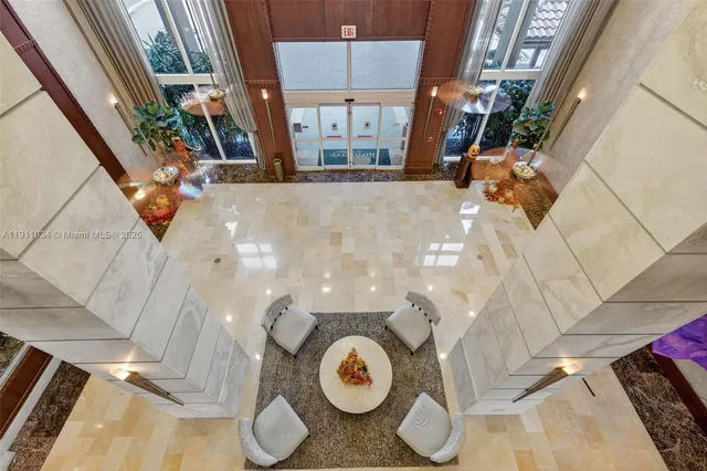 $3,400 | 19501 West Country Club Drive, Unit 313, Aventura, FL 33180