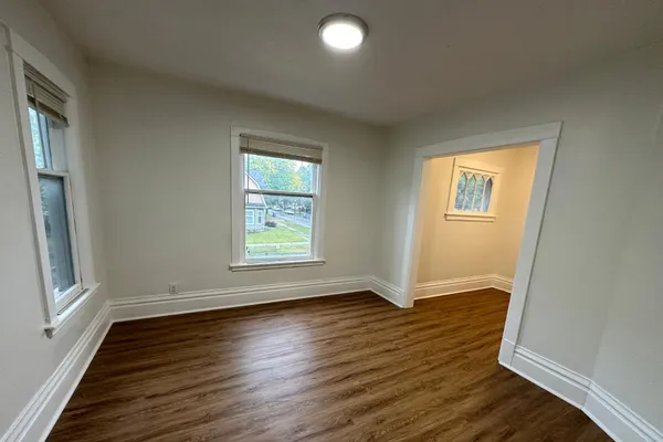 $269,900 | 823 Geneva Avenue Southeast, Grand Rapids, MI 49507