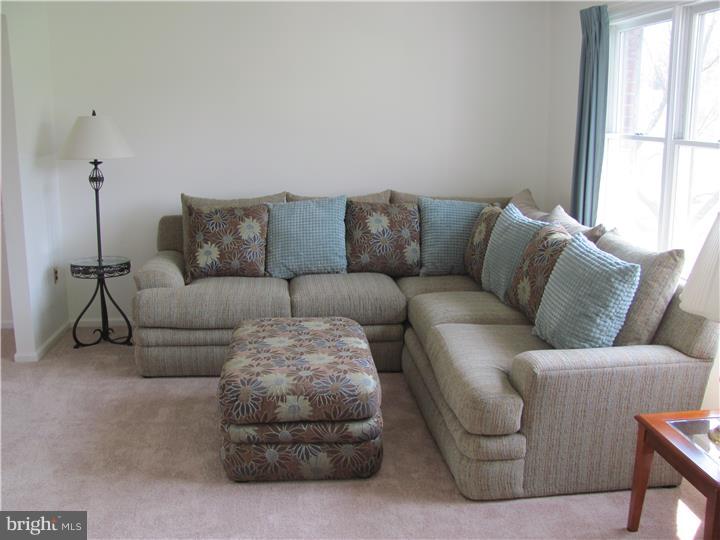 23 Sage Drive Sinking Spring, PA 19608 - Photo 8 of 18 Living Room