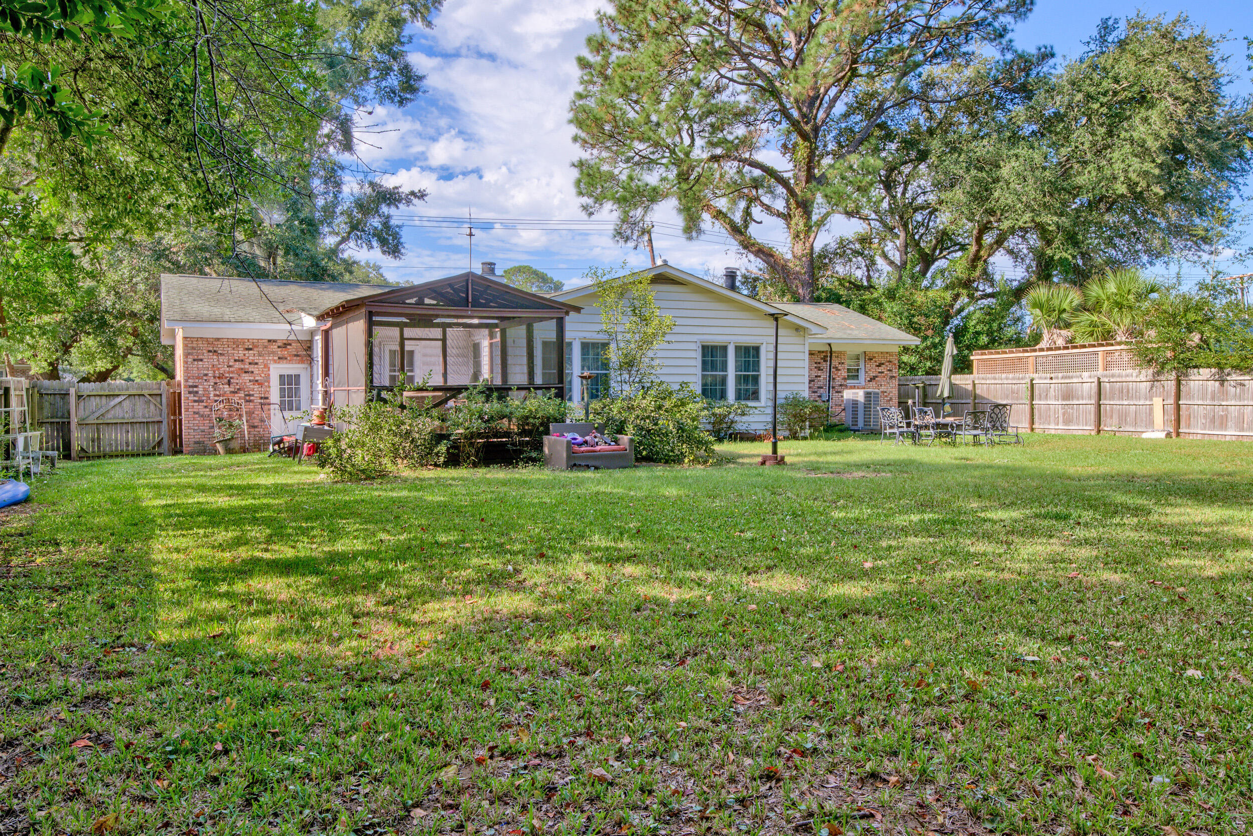 1330 Julian Clark Road Charleston, SC 29412 - Photo 30 of 34 _DSC4930-HDR(5)