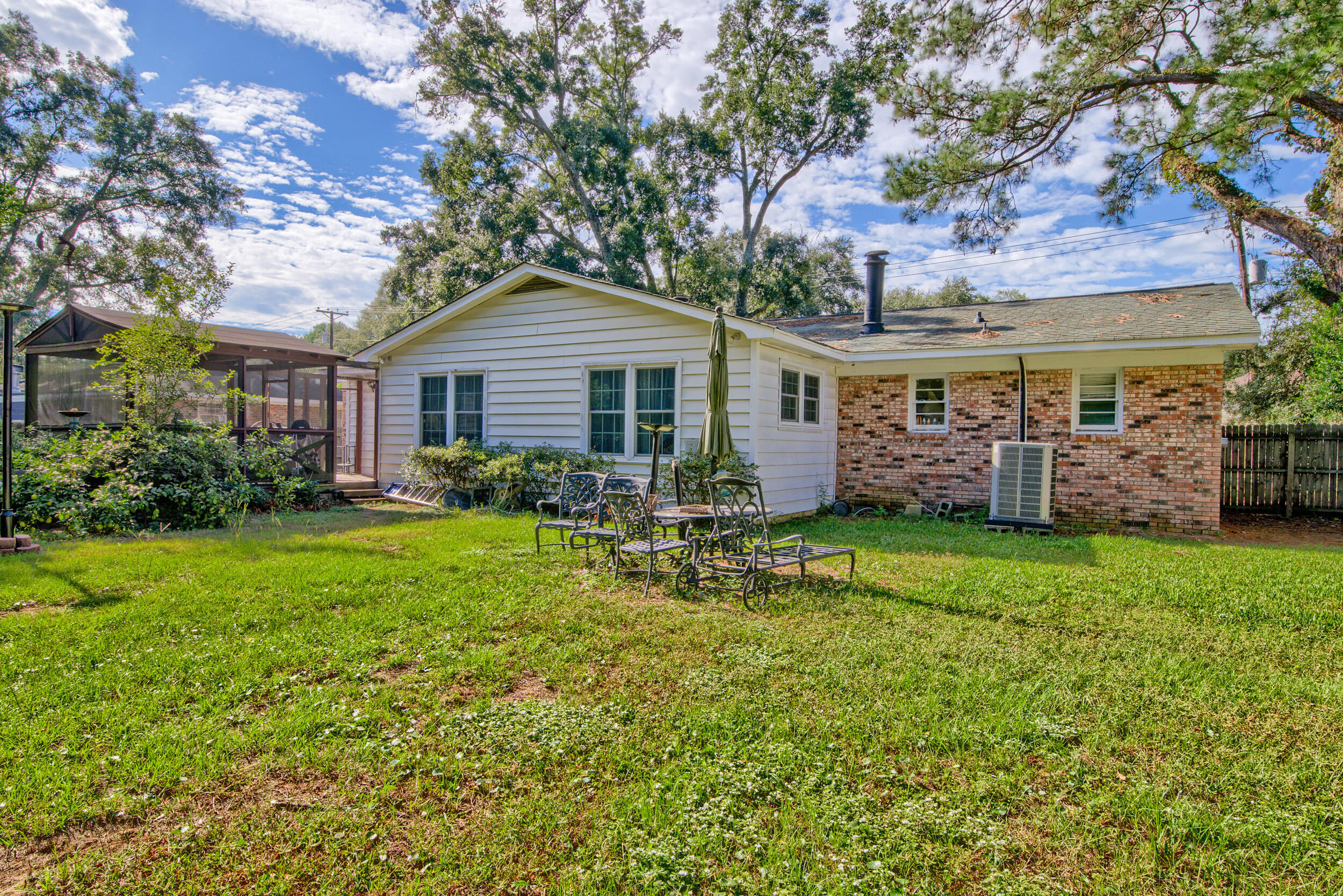 1330 Julian Clark Road Charleston, SC 29412 - Photo 31 of 34 _DSC4945-HDR(5)