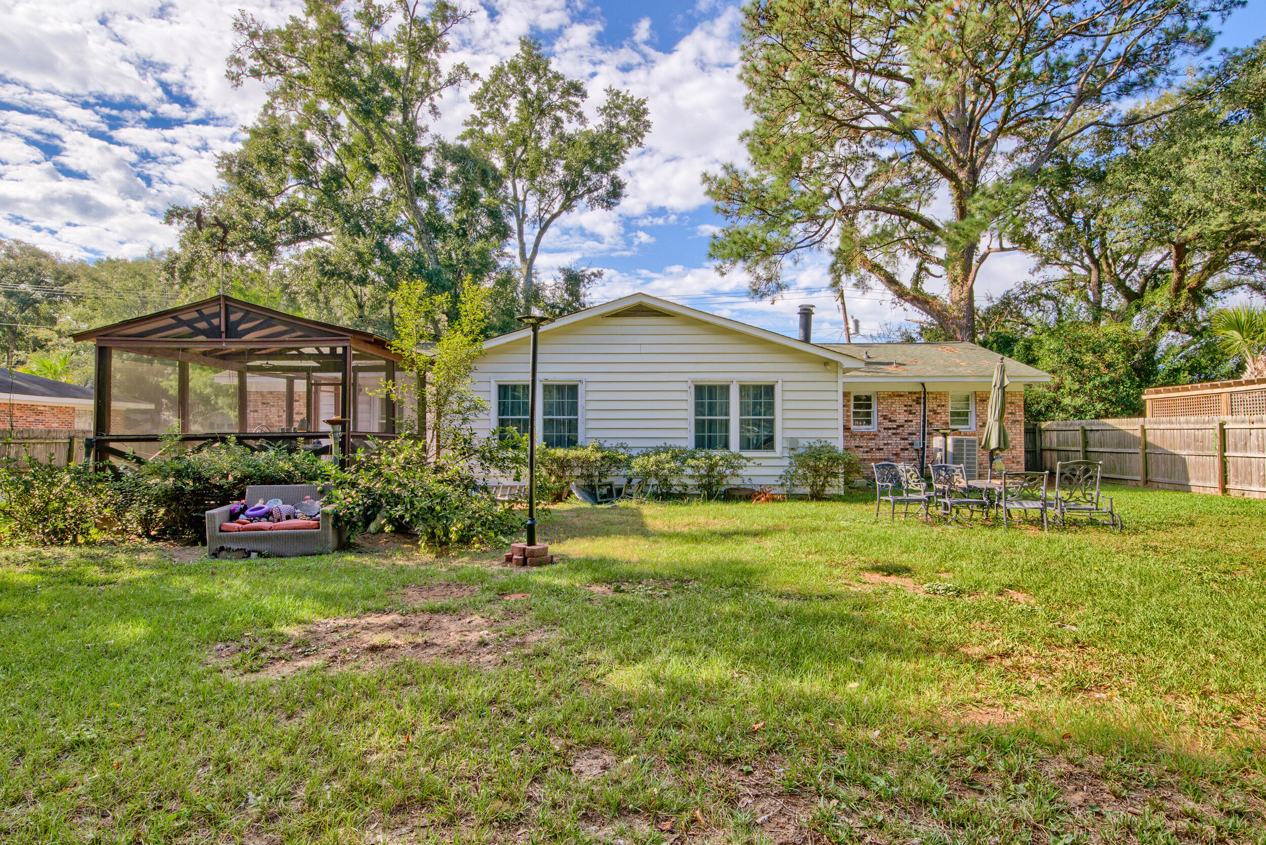 1330 Julian Clark Road Charleston, SC 29412 - Photo 9 of 34 _DSC4940-HDR(5)
