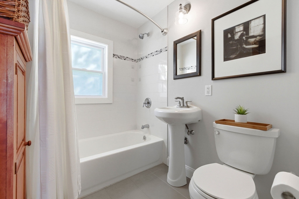 191 Court Street Dedham, MA 02026 - Photo 14 of 20