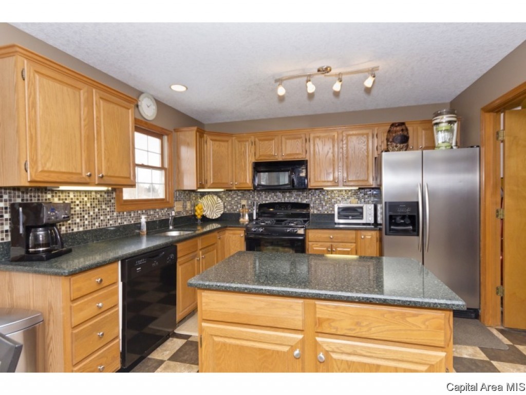 6928 Fringetree Way Springfield, IL 62712 - Photo 2 of 36