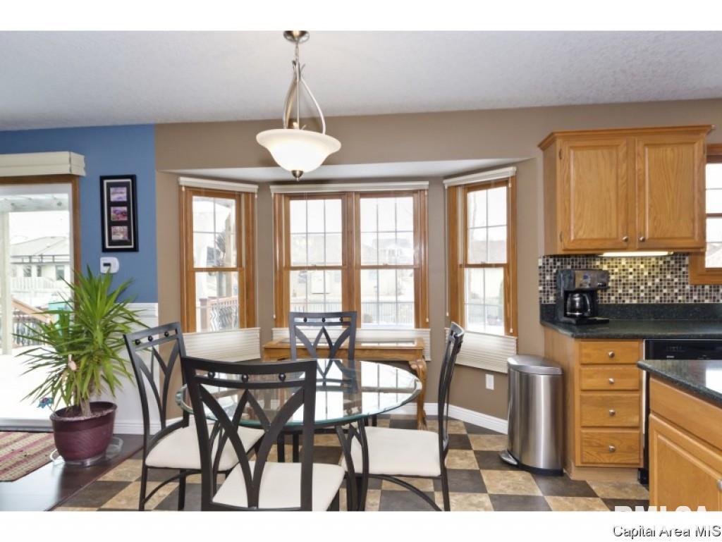 6928 Fringetree Way Springfield, IL 62712 - Photo 6 of 36