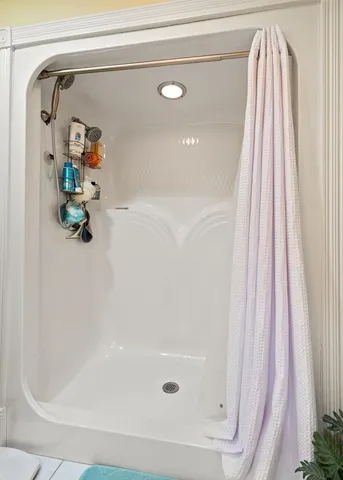 $579,000 | 708 Low Gap Road, Sparta, TN 38583