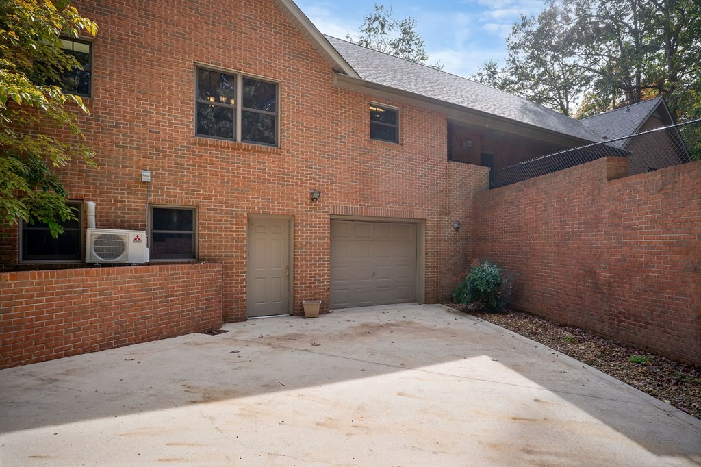 708 Low Gap Road Sparta, TN 38583 - Photo 48 of 64