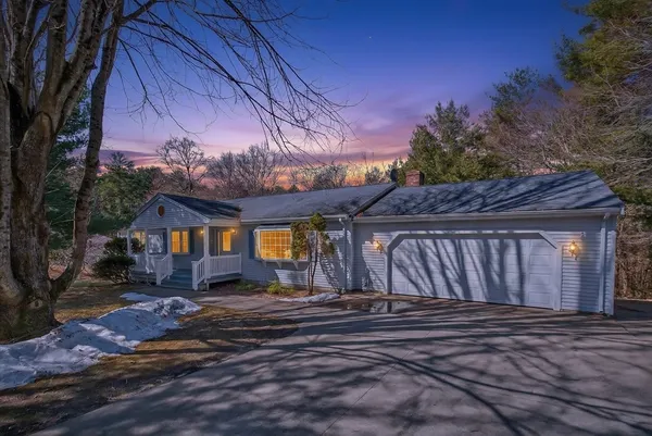 $749,900 | 532 Hill Street, Raynham, MA 02767