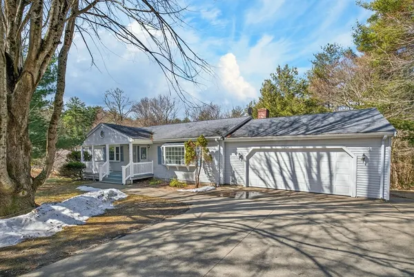 $749,900 | 532 Hill Street, Raynham, MA 02767