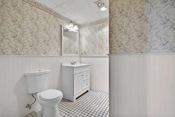 $749,900 | 532 Hill Street, Raynham, MA 02767