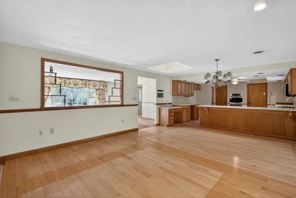 $749,900 | 532 Hill Street, Raynham, MA 02767