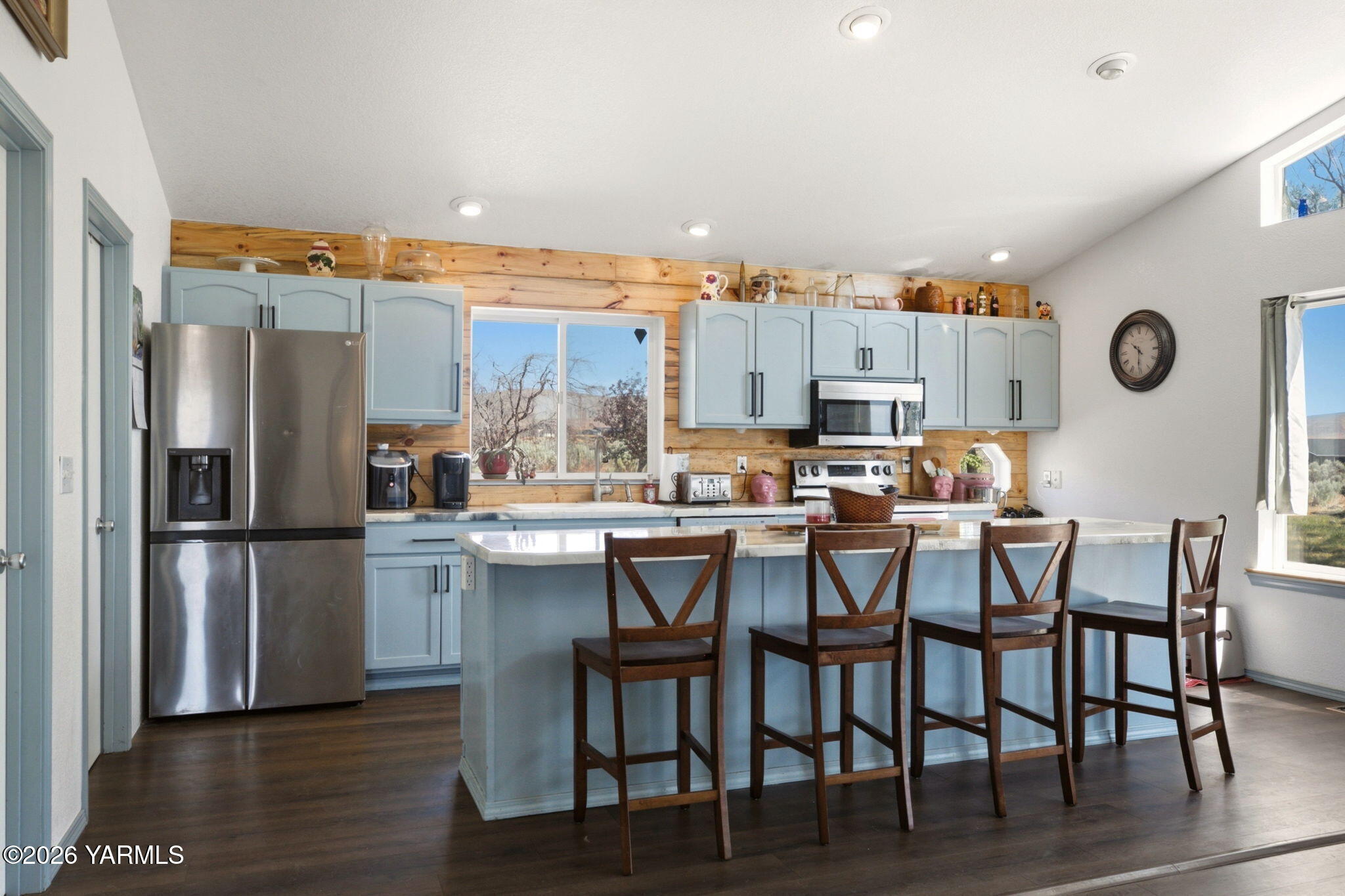 550 Red Tail Road Yakima, WA 98908 - Photo 15 of 41 Kitchen