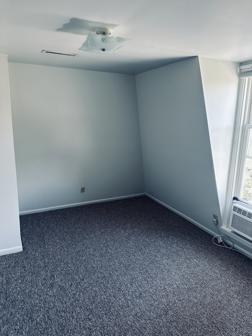 330 West Sycamore Street, Unit 3W Sycamore, IL 60178 - Photo 6 of 6