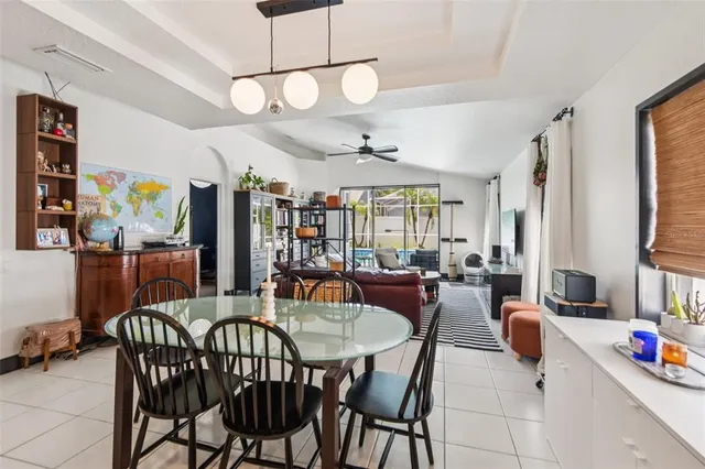 a view of a livingroom and dining room