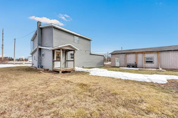 $229,900 | 10931 Gillett Town Hall Road, Gillett, WI 54124