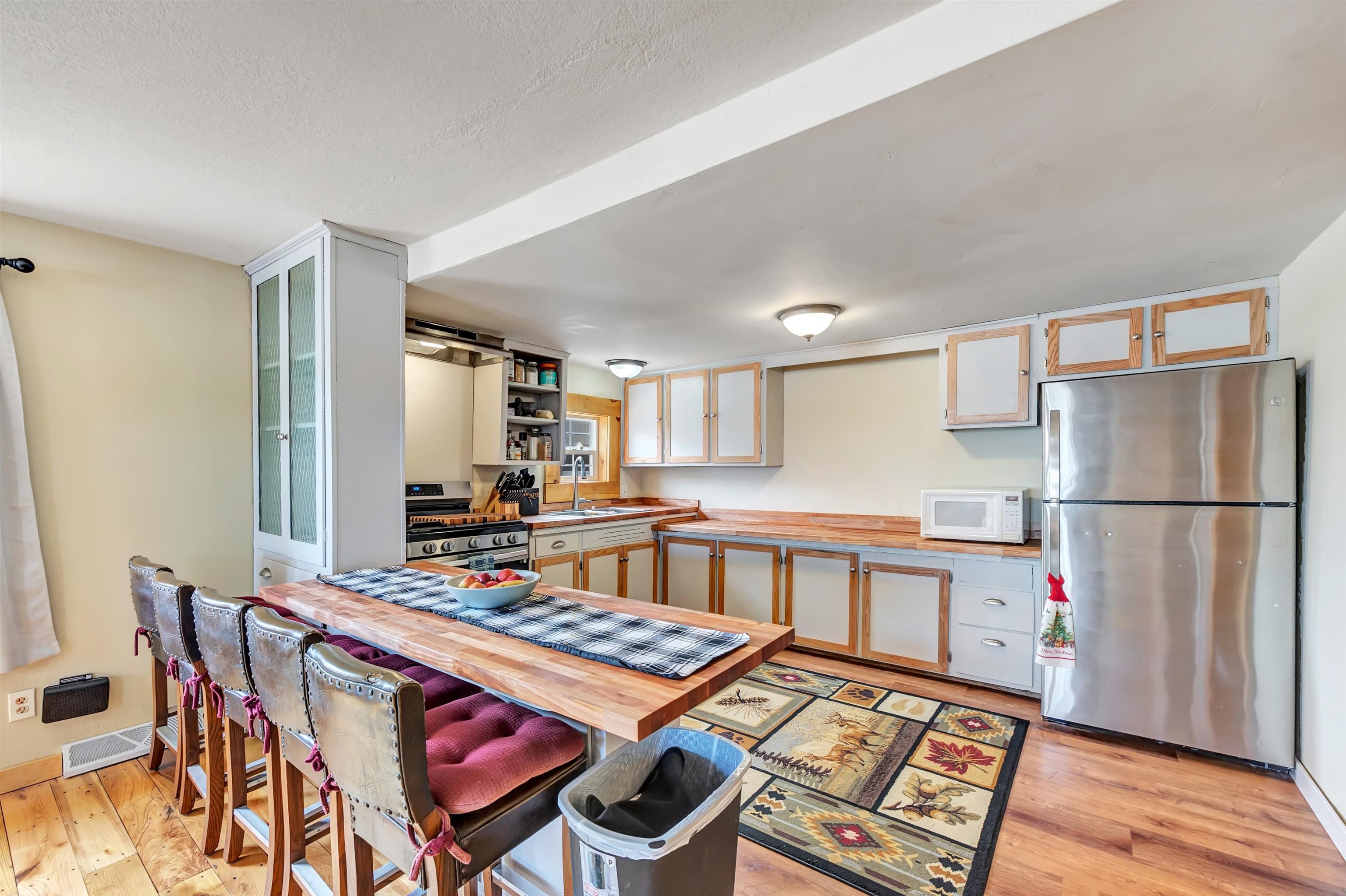 10931 Gillett Town Hall Road Gillett, WI 54124 - Photo 5 of 24