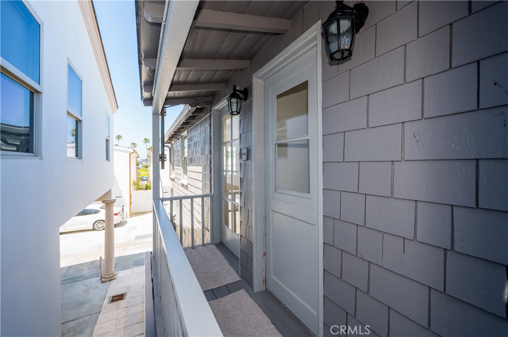 1708 West Oceanfront, Unit B Newport Beach, CA 92663 - Photo 9 of 14 a view of a porch