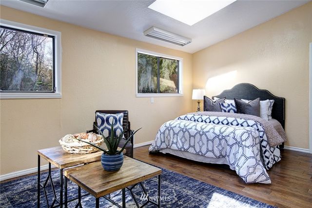 $1,060,000 | 14125 165th Avenue Northeast, Woodinville, WA 98072