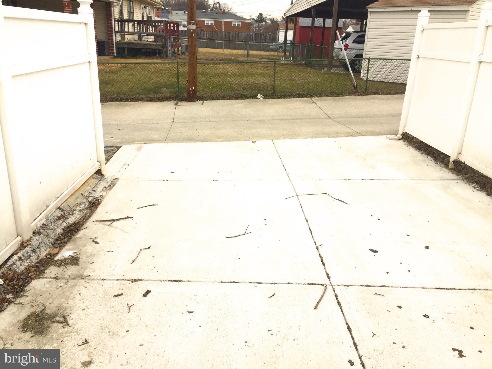 7406 Edsworth Road Baltimore, MD 21222 - Photo 21 of 24 Parking Pad